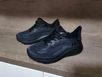 Używany Hoka Chaussure blanche taille 38 bike — zdjęcie 3 z 4
