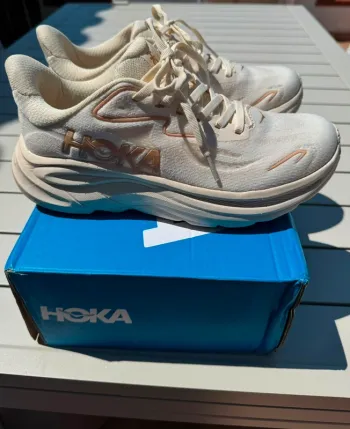 Hoka Clifton 10 bike de segunda mano