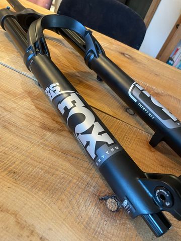 Used Fox 36 Rhythm Fork bike — image 2 of 6