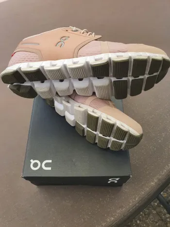 On Running Cloud bike d'occasion — image 6 sur 7