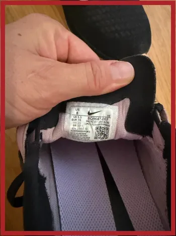 Gebrauchtes Nike Chaussures pour femme pointure 39 bike — Bild 13 von 13