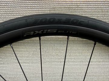 Gebrauchtes Axis elite Elite Wheelset 2025 bike — Bild 5 von 5