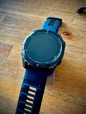 Used Garmin Fenix 8 Pro 51 mm bike — image 5 of 5