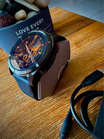 Used Garmin Fenix 8 Pro 51 mm bike — image 2 of 5