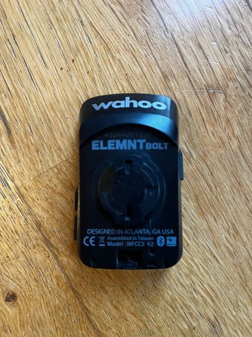Used Wahoo ELEMNT Bolt v2 2025 bike — image 2 of 3