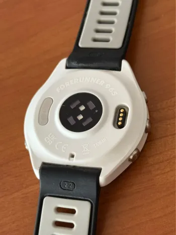 Used Garmin Forerunner 965 bike — image 2 of 4