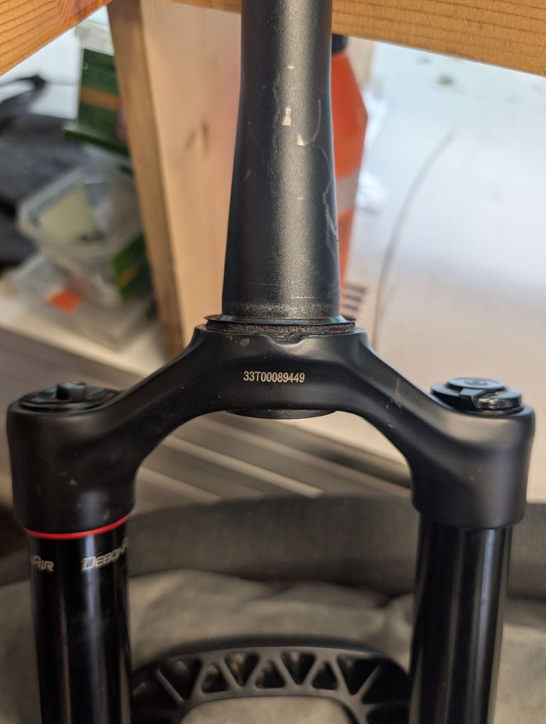Brugt RockShox Pike Select 2020 bike — billede 3 af 4