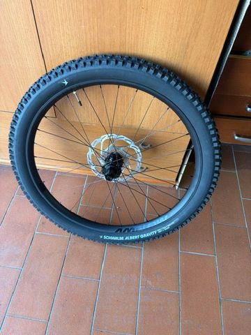 Used Schwalbe Albert Gravity Pro Super Soft 2026 bike — image 1 of 4