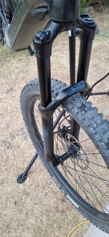 Used RockShox 35 Gold RL DebonAir Fork
