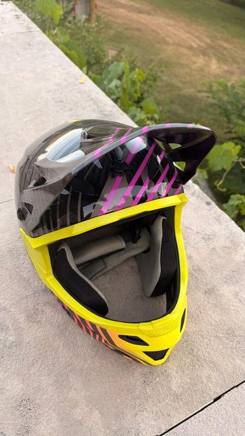Brugt Specialized S-Works Dissident Carbon Helmet bike