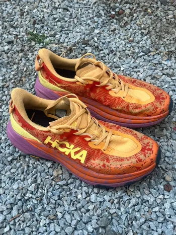 Tweedehands Hoka Speedgoat 6 bike