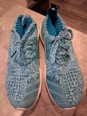 Adidas Ultra Boost bike d'occasion — image 2 sur 4