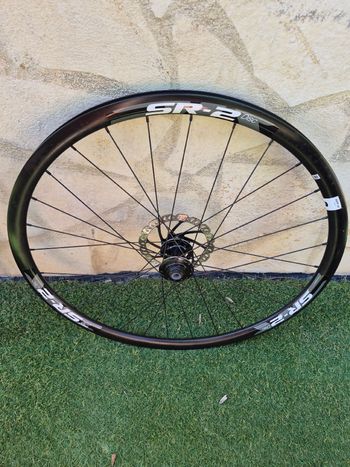Giant sr2 bike d'occasion — image 3 sur 4