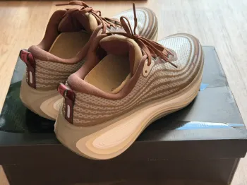 Použité Nike Vomero Plus QS bike — obrázek 2 z 5