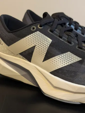 Używany New Balance Running Shoes 42 26.5cm bike — zdjęcie 3 z 10