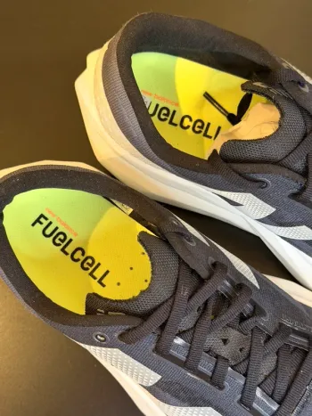 Używany New Balance Running Shoes 42 26.5cm bike — zdjęcie 9 z 10