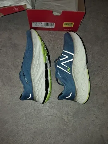 Brugt New Balance Fresh Foam x More V4 bike — billede 3 af 6