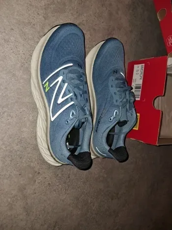 Brugt New Balance Fresh Foam x More V4 bike