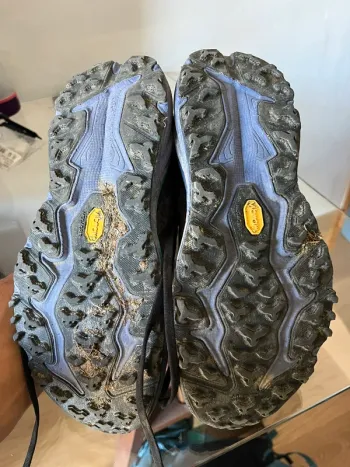 Hoka Speedgoat 6 bike d'occasion — image 2 sur 3