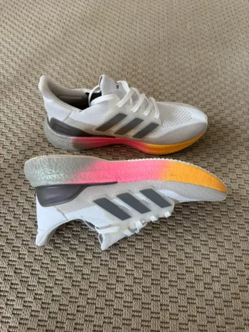 Adidas Ultraboost bike usato — immagine 4 di 6