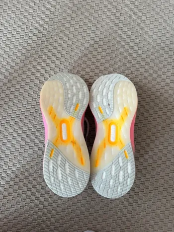 Adidas Ultraboost bike usato — immagine 5 di 6