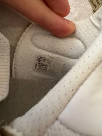 Adidas Ultraboost bike usato — immagine 6 di 6