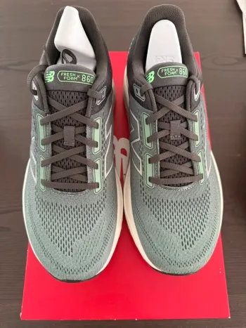 Used New Balance Fresh Foam X 860 bike — image 2 of 5