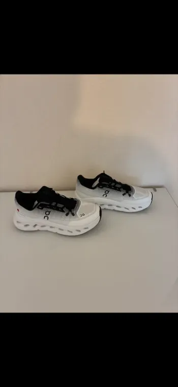 Brugt On Running Shoes bike