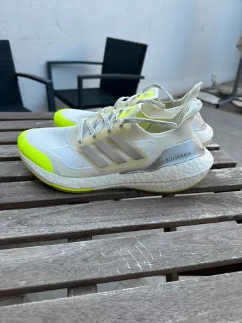 Použité Adidas Ultraboost Ivy Park bike — obrázek 3 z 10