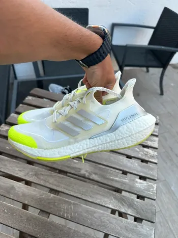 Brugt Adidas Ultraboost Ivy Park bike
