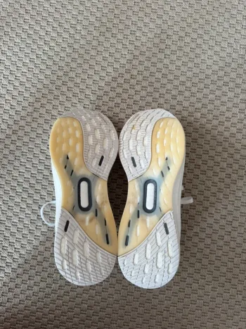 Adidas Ultraboost bike d'occasion — image 8 sur 9