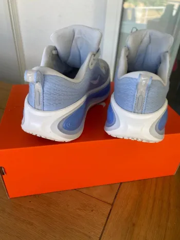 Używany Nike Vomero Plus bike — zdjęcie 2 z 8
