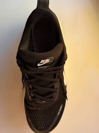Used Nike Vomero 18 bike — image 3 of 7