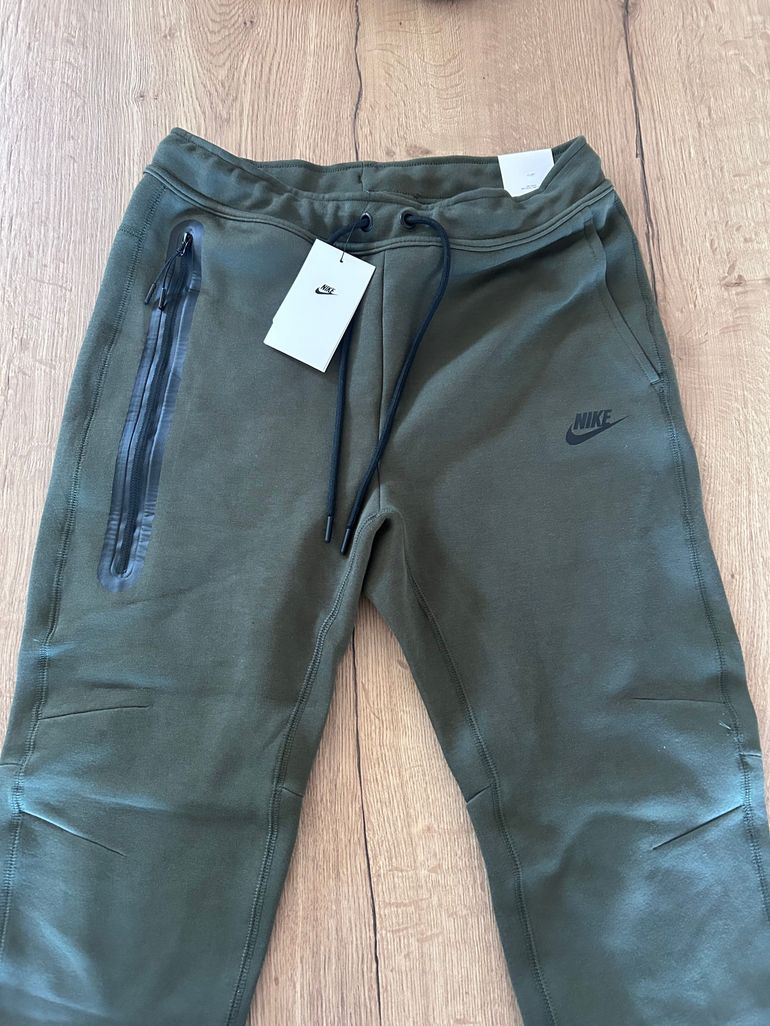 Brugt Nike Tech Fleece Set bike — billede 3 af 6