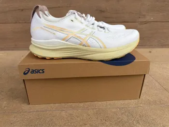 Używany Asics Gel Kayano 32 bike — zdjęcie 6 z 8