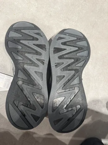 Used Adidas Aruku Adizero bike — image 3 of 8