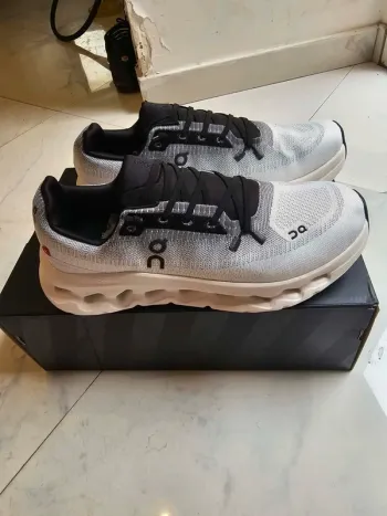 Brugt On Running shoes bike