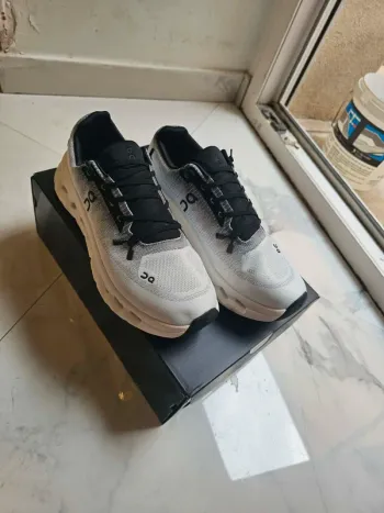 Gebrauchtes On Running shoes bike — Bild 2 von 3