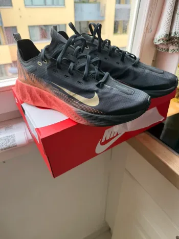 Gebrauchtes Nike avaX bike