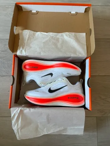 Used Nike Vomero Plus bike