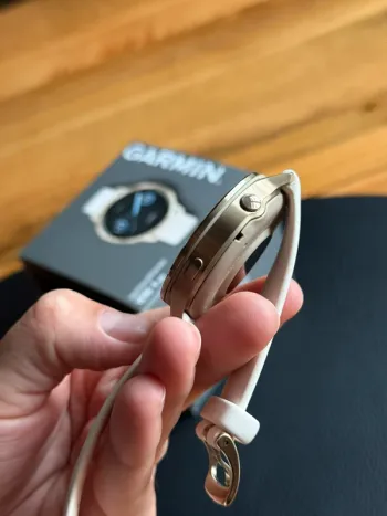 Gebrauchtes Garmin Venu 4 bike — Bild 4 von 5