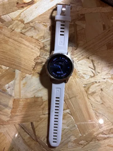 Used Garmin Fenix 7S Sapphire Solar bike — image 2 of 6