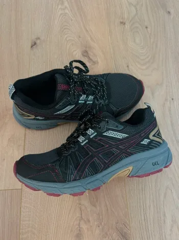 Gebrauchtes Asics Gel Venture 7 bike