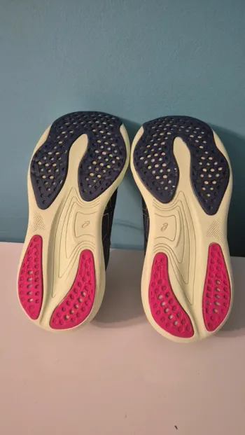 Gebrauchtes Asics Nimbus 25 bike — Bild 5 von 6
