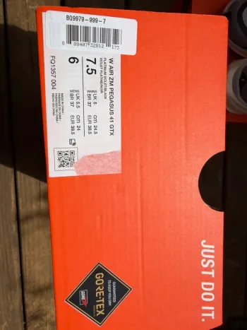 Używany Pegasus Air Zoom 41 GORE-TEX bike — zdjęcie 8 z 9