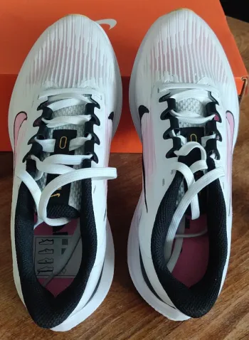 Käytetty Nike Air Winflo 9 bike — kuva 10 / 12