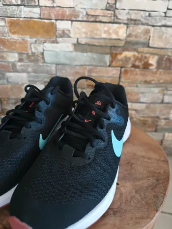 Käytetty Nike Revolution 6 NN bike — kuva 3 / 5