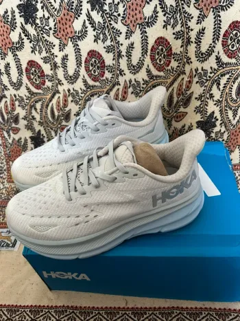 Gebrauchtes Hoka Running Shoes bike