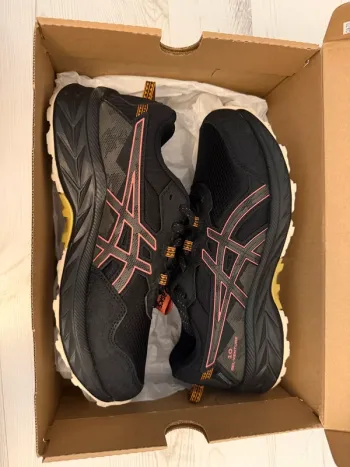 Použité Asics Gel-Venture 10 WP bike — obrázek 4 z 6
