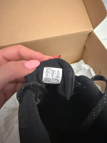 Použité Asics Gel-Venture 10 WP bike — obrázek 5 z 6